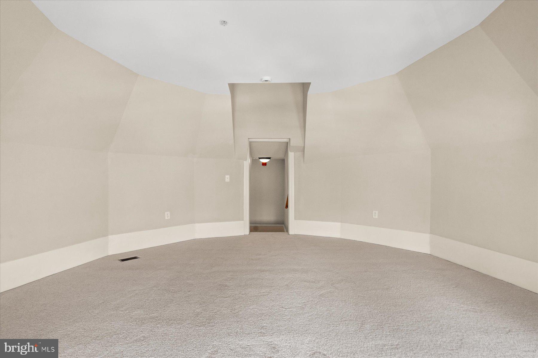 9610 DEWITT DRIVE SH307