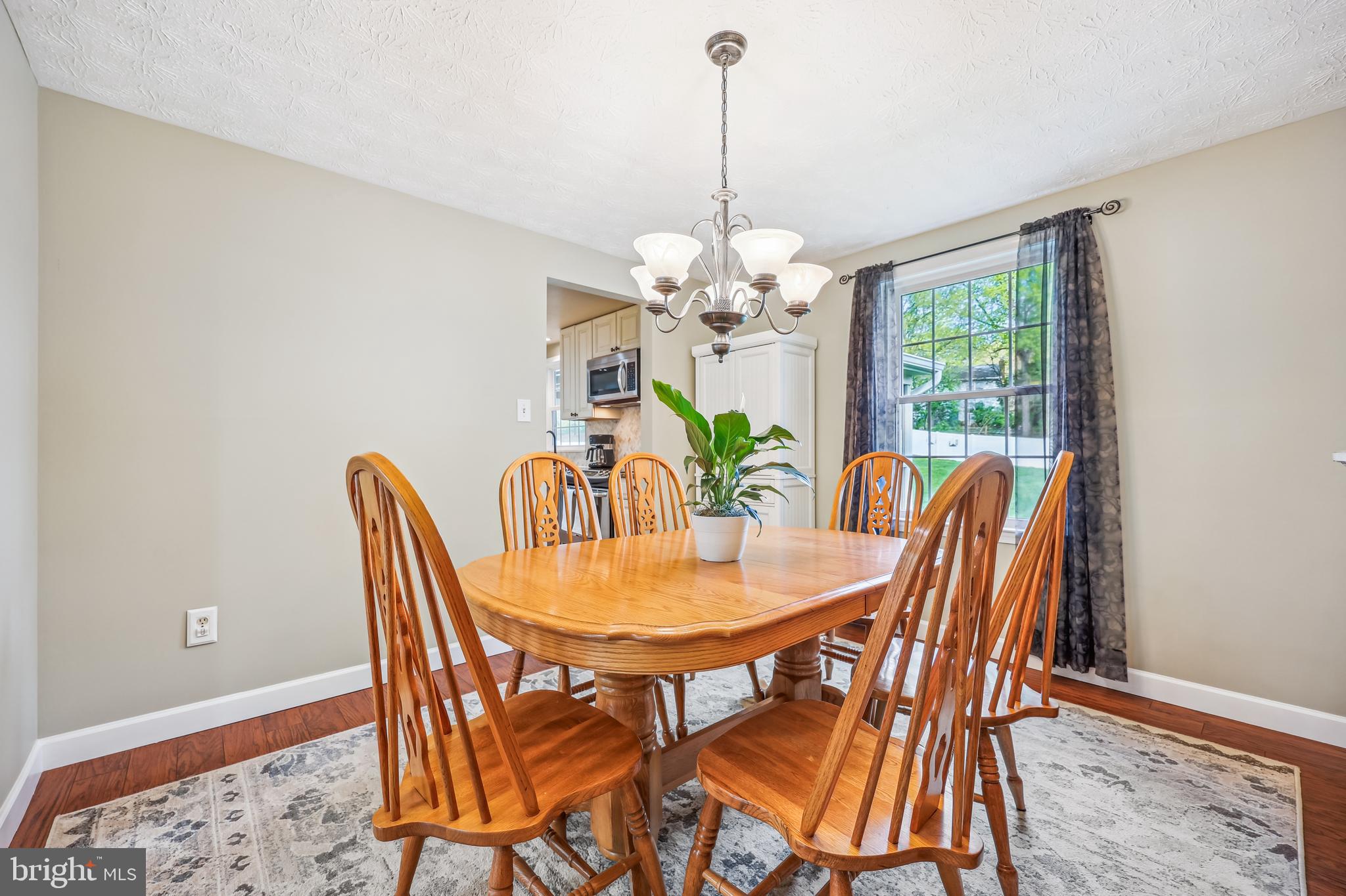 13833 CASTLE CLIFF WAY