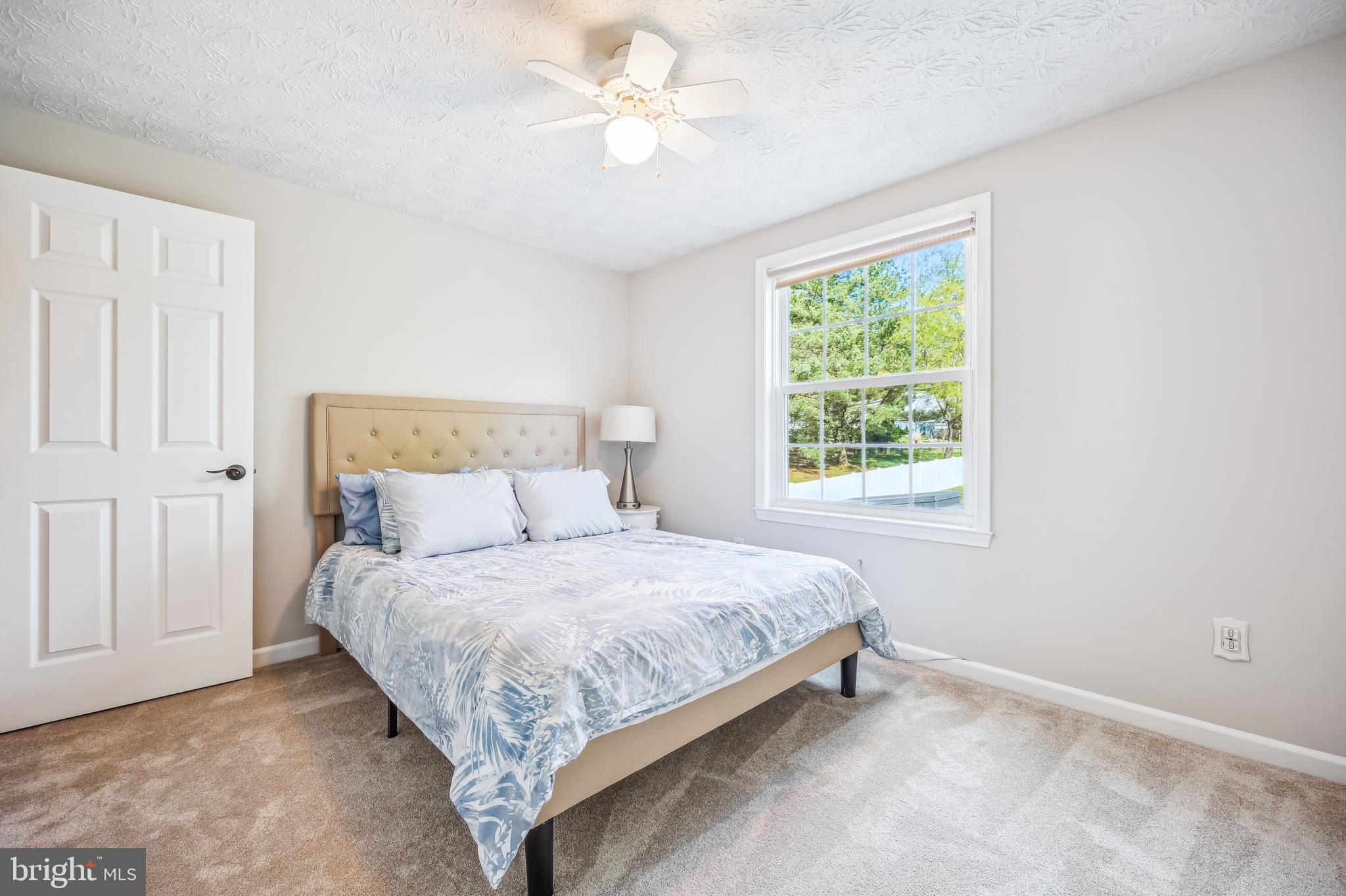 13833 CASTLE CLIFF WAY