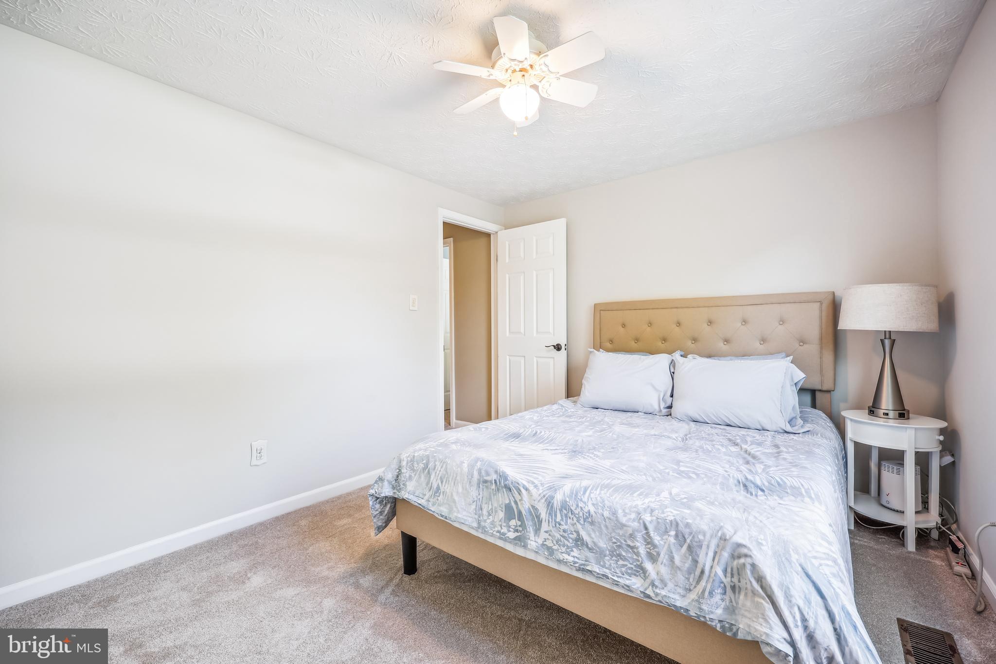 13833 CASTLE CLIFF WAY