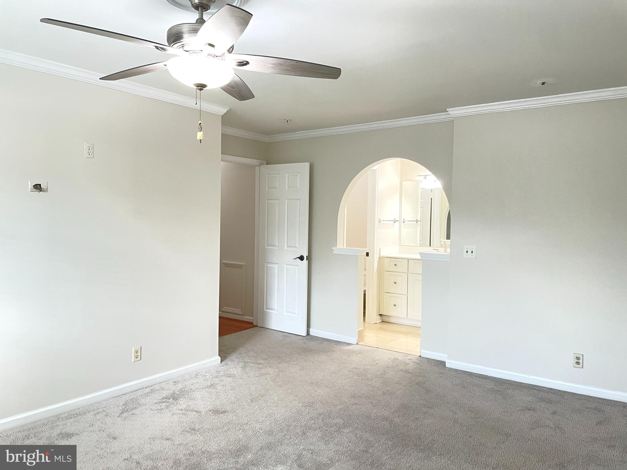 5804 INMAN PARK CIRCLE 1015 (160)