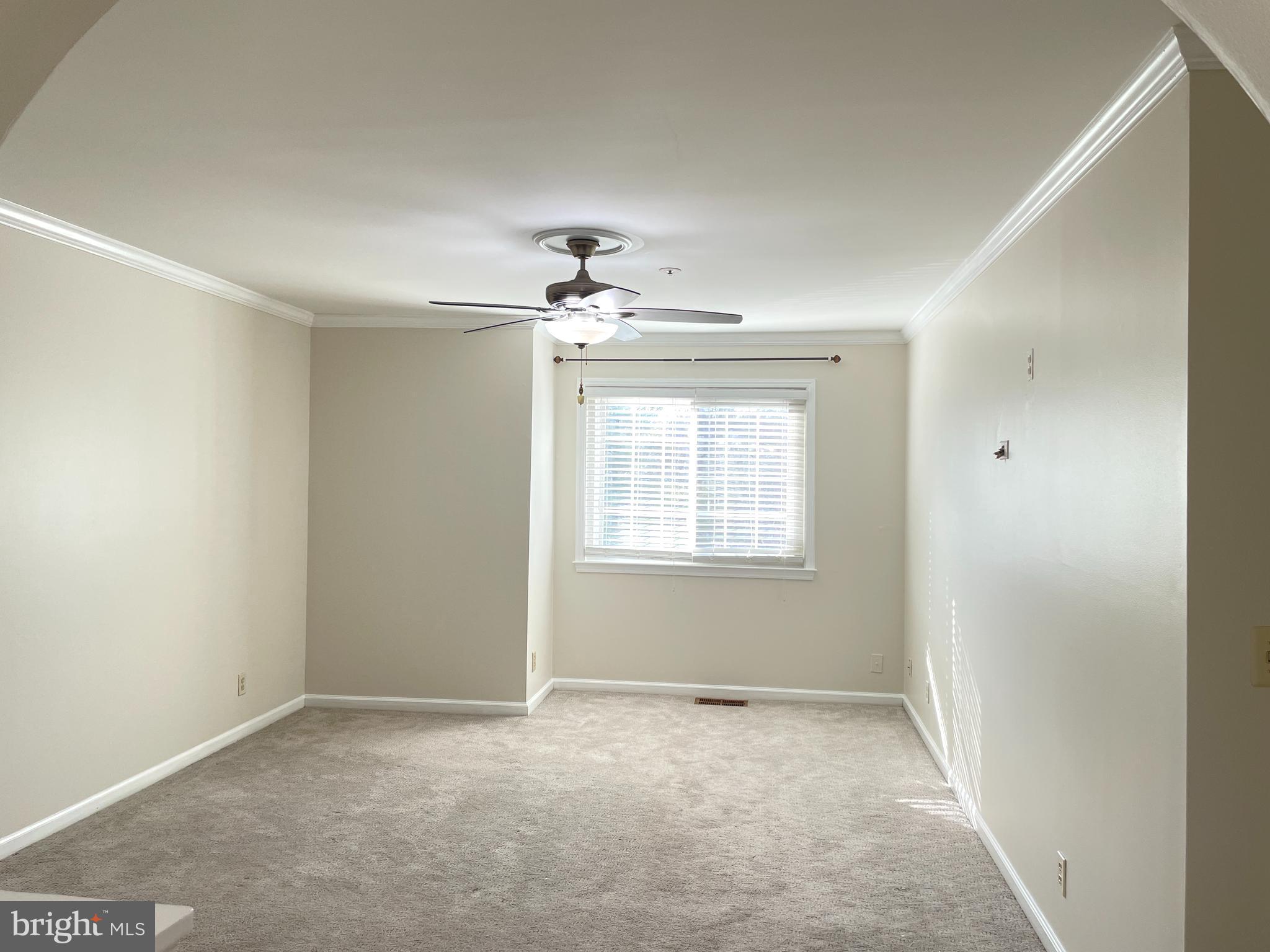 5804 INMAN PARK CIRCLE 1015 (160)