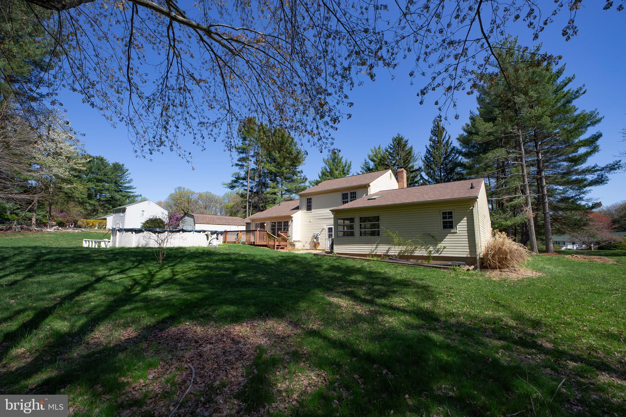 8120 SENECA VIEW DRIVE