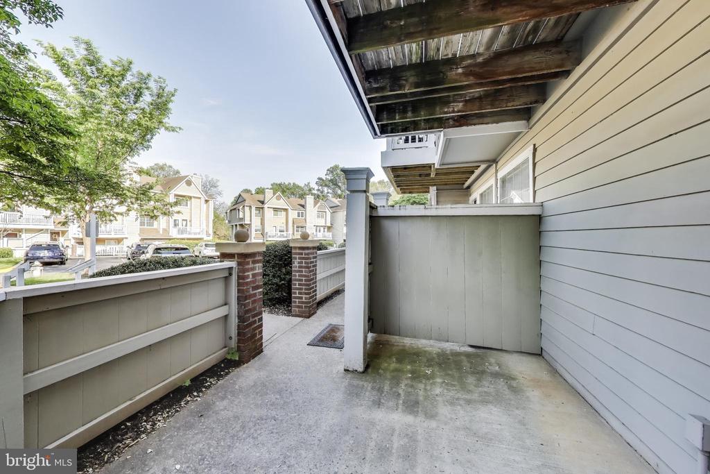 5701 CHAPMAN MILL DRIVE 120