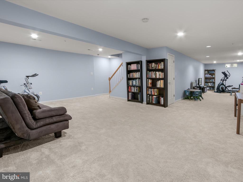 12801 TALLEY LANE