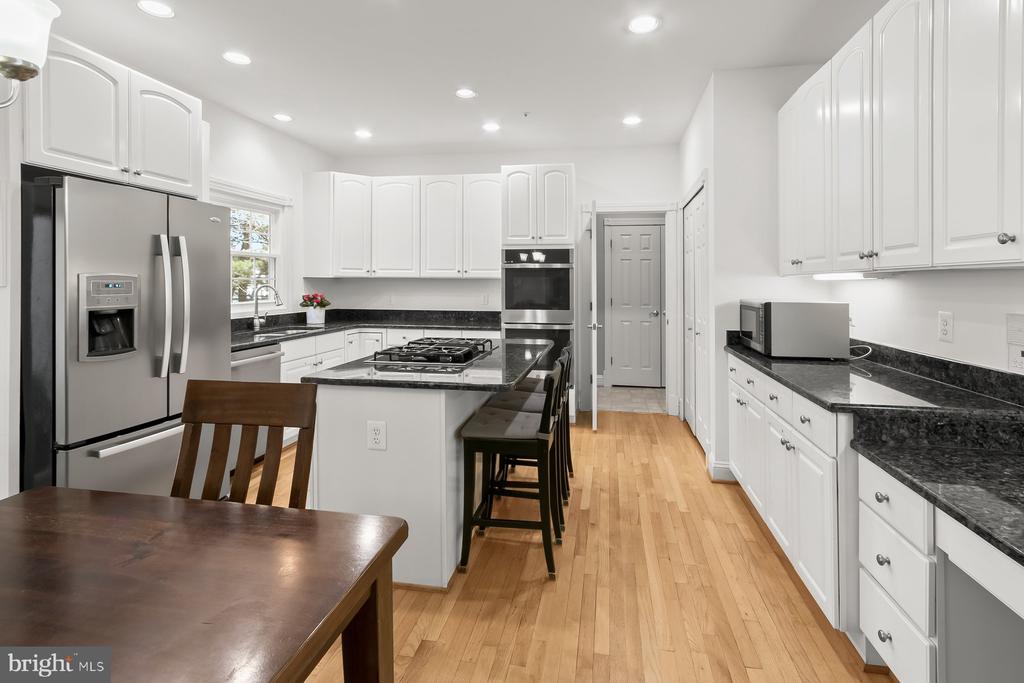 12801 TALLEY LANE