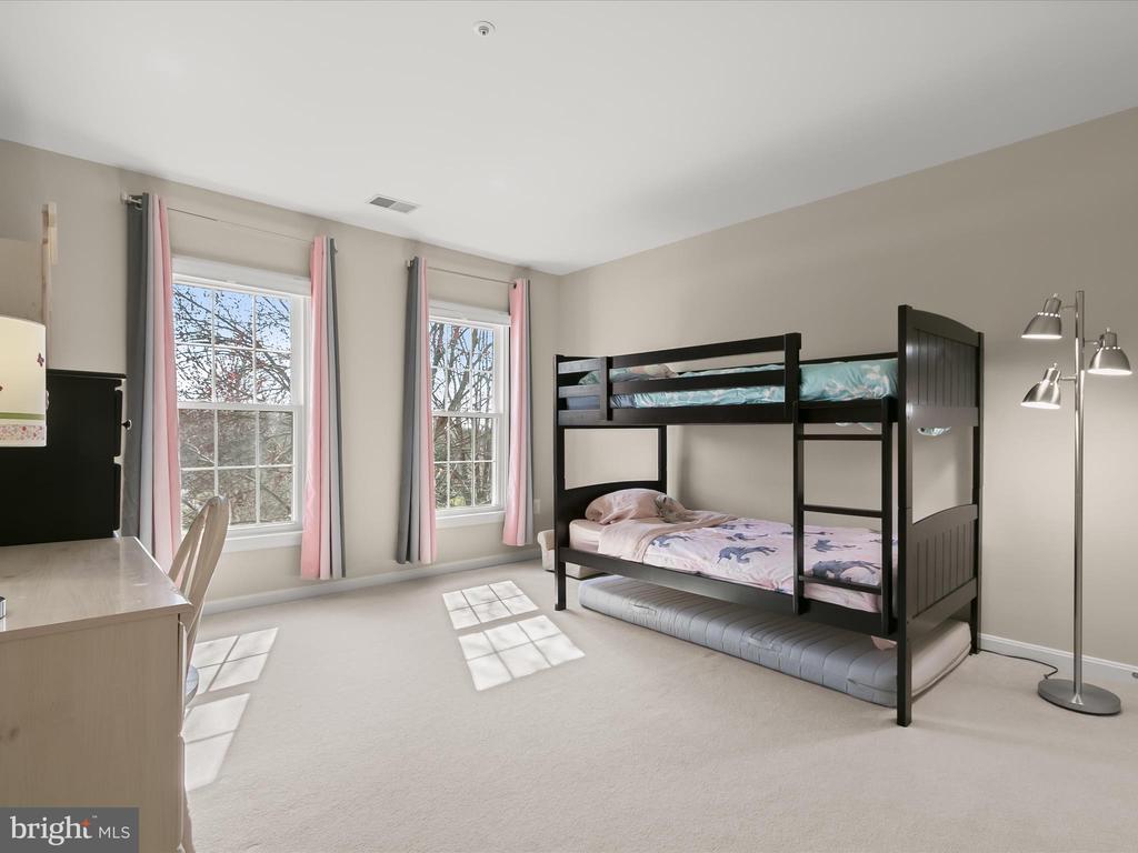 12801 TALLEY LANE