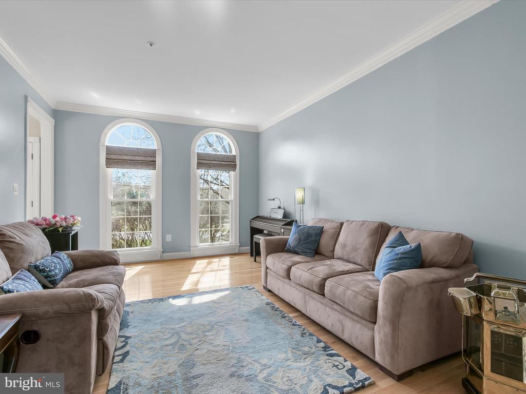 12801 TALLEY LANE