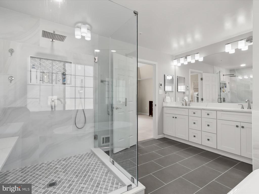12801 TALLEY LANE