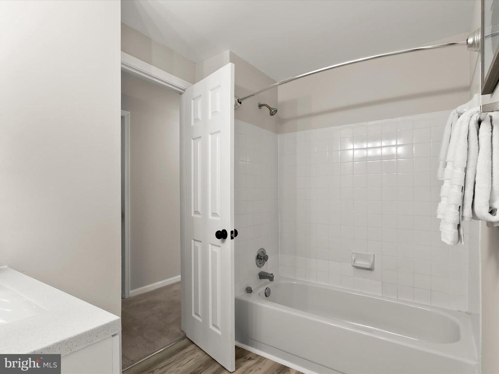 2607 NISQUALLY COURT