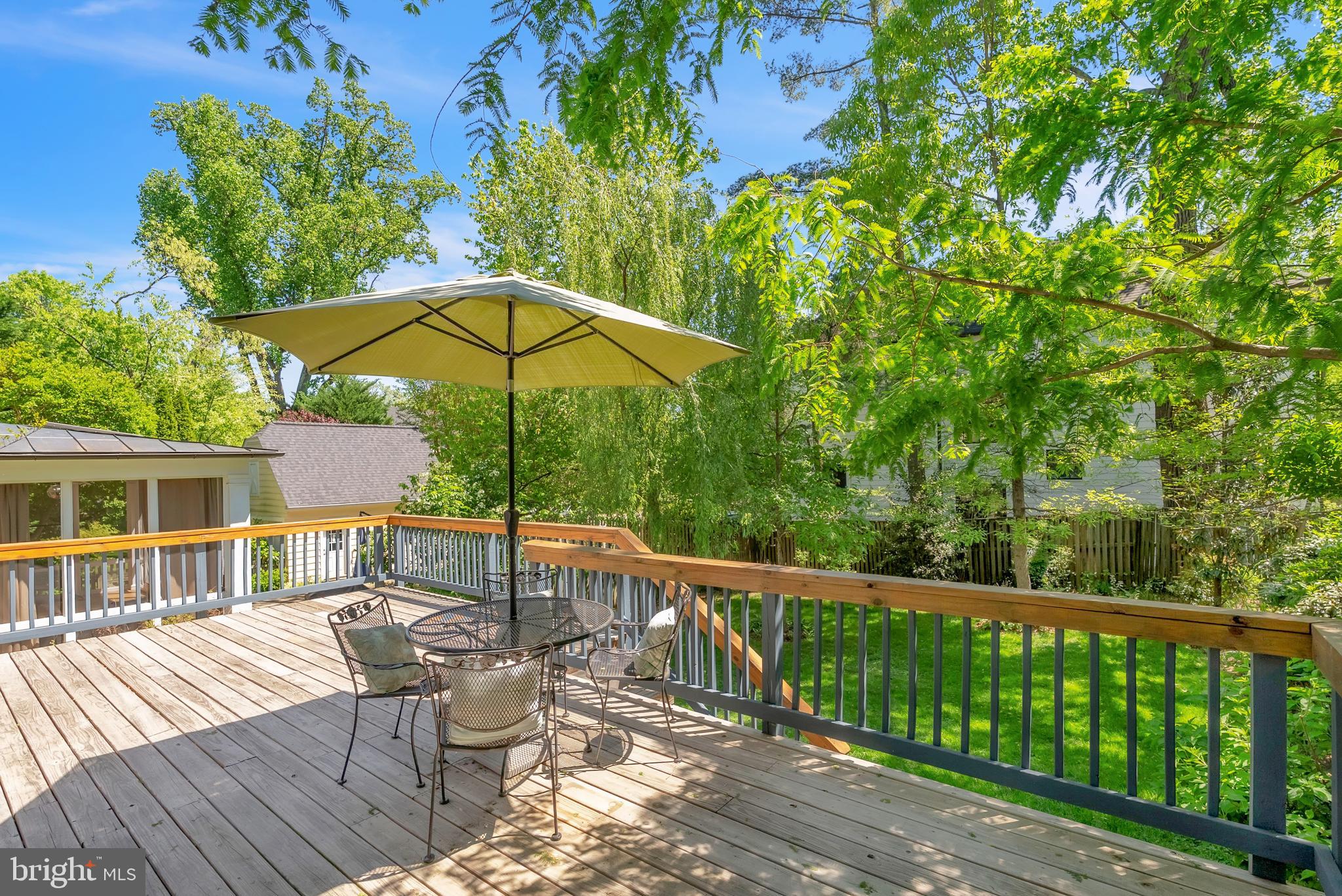 3702 THORNAPPLE STREET