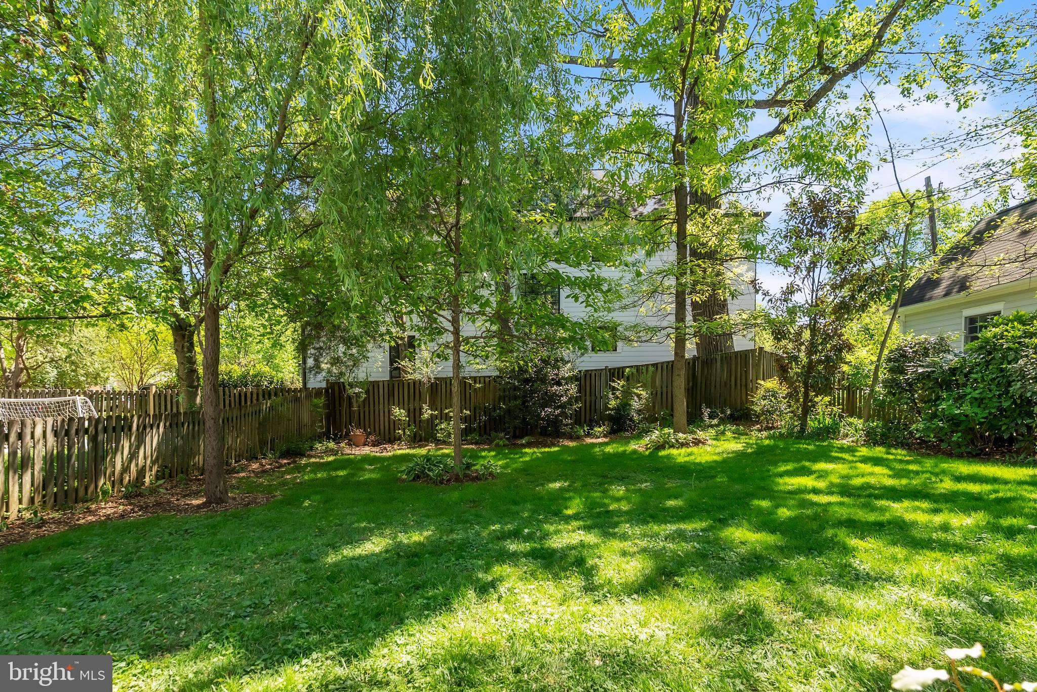 3702 THORNAPPLE STREET