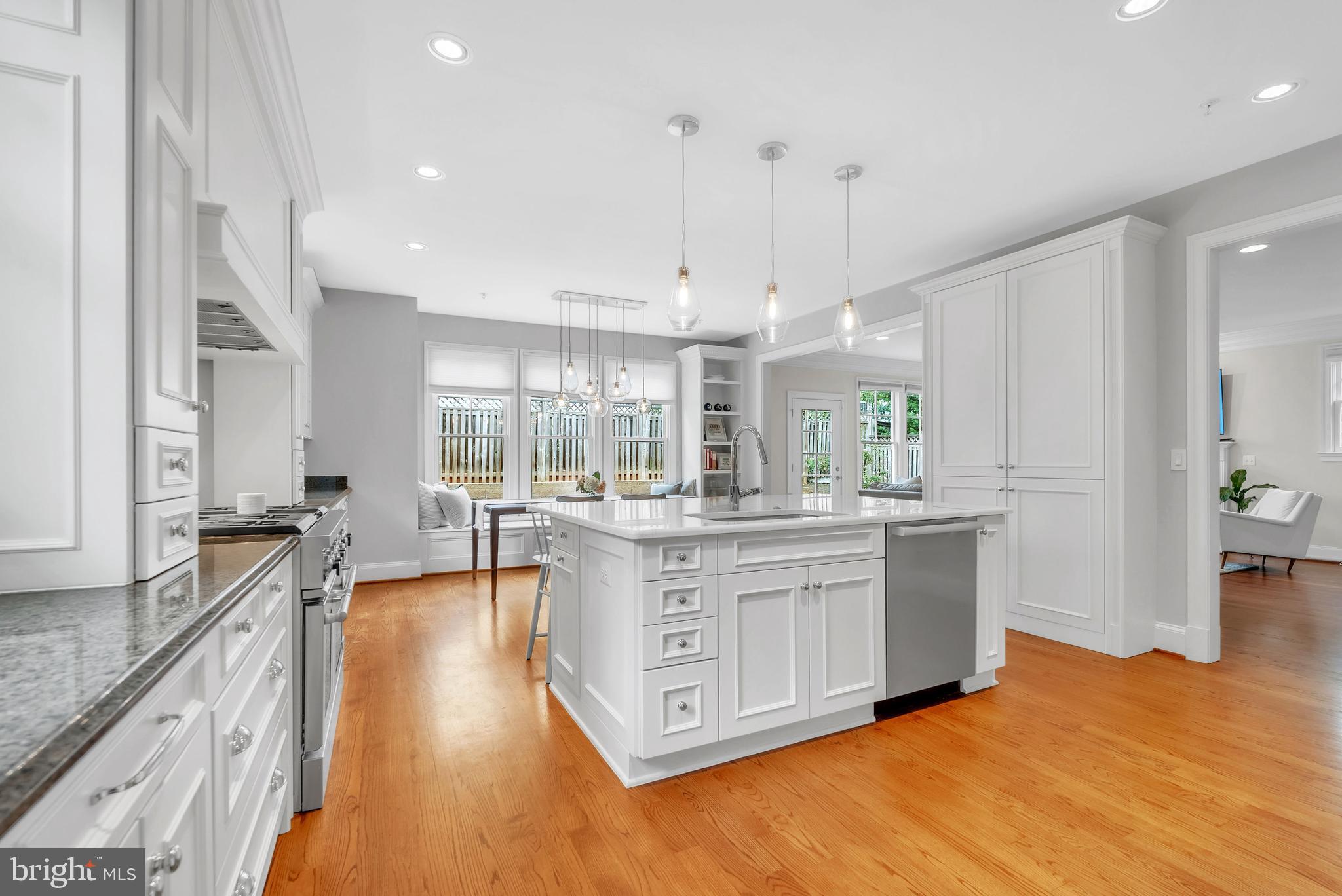 7805 WESTFIELD DRIVE