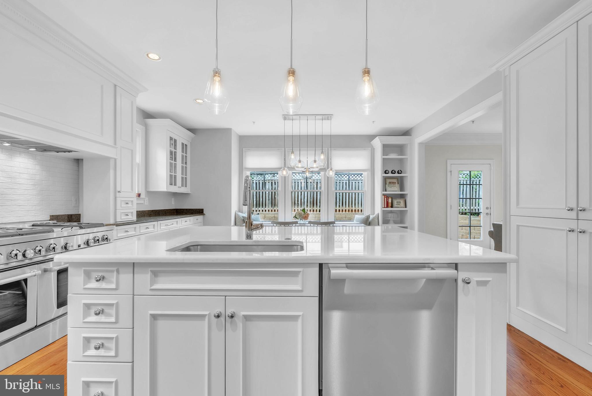 7805 WESTFIELD DRIVE