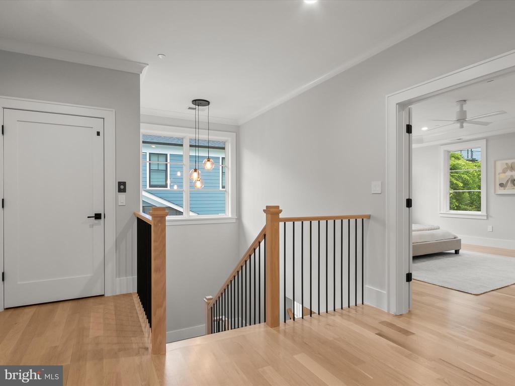 6815 BARR ROAD