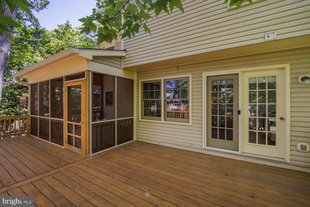 1531 LIVE OAK DRIVE