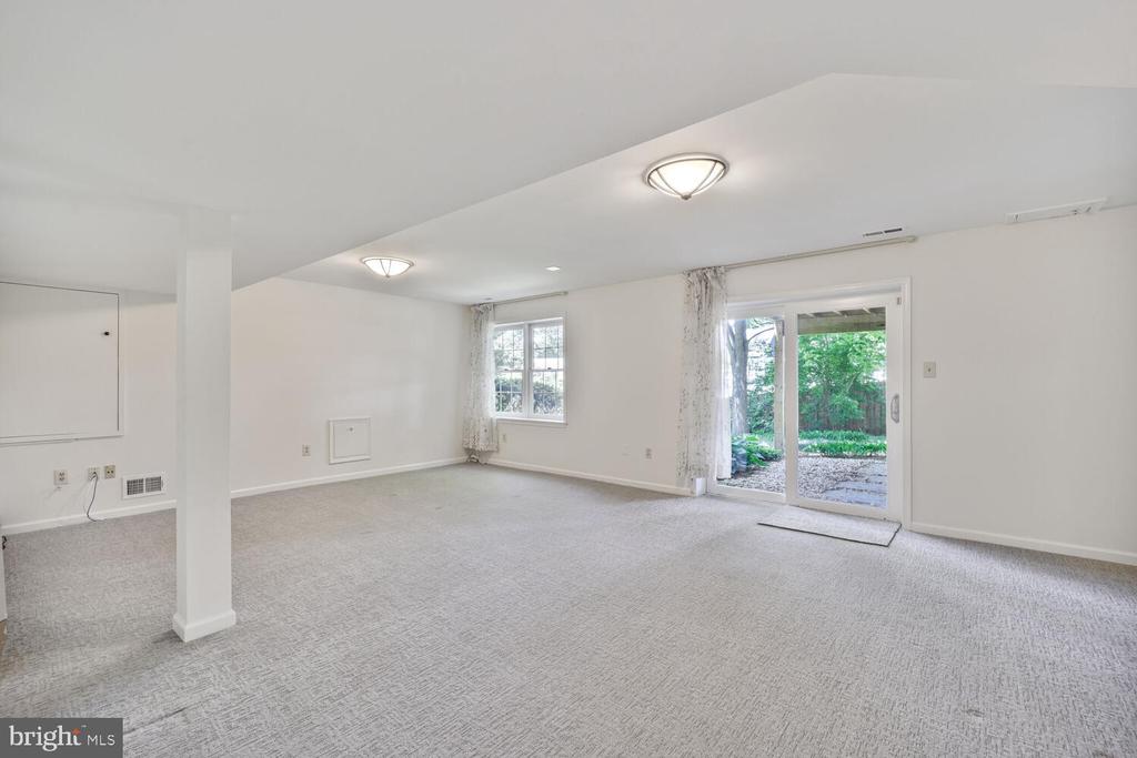 1531 LIVE OAK DRIVE