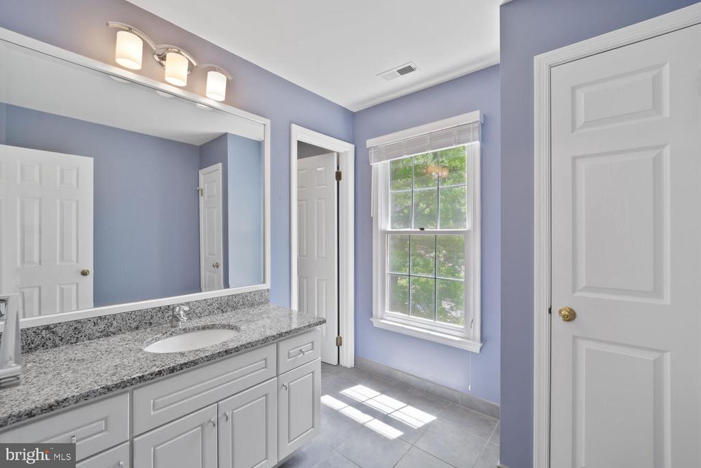 1531 LIVE OAK DRIVE