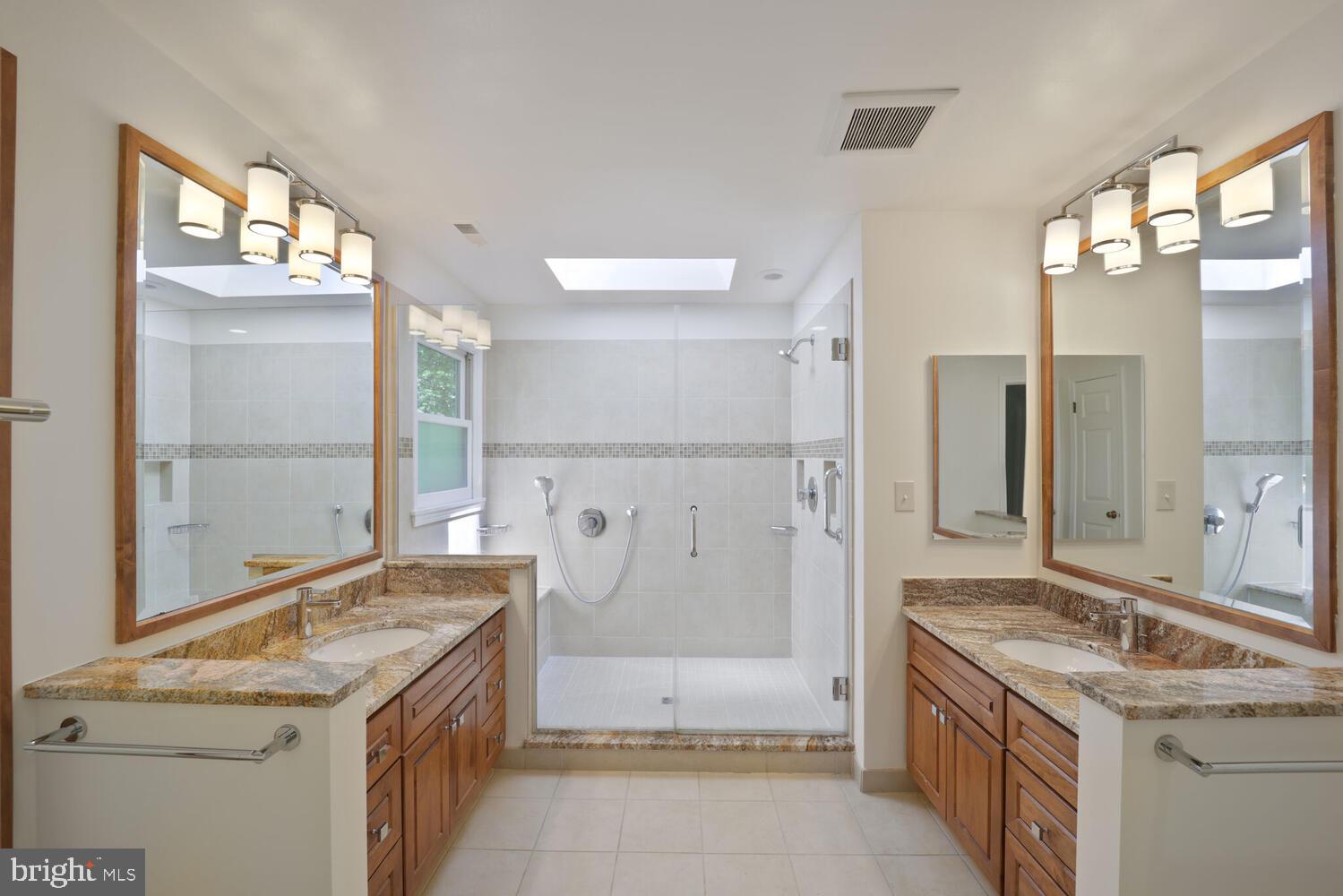 1531 LIVE OAK DRIVE