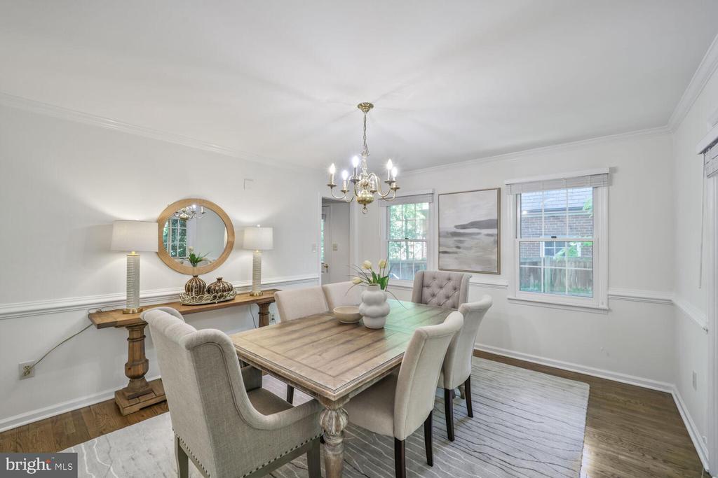 1531 LIVE OAK DRIVE