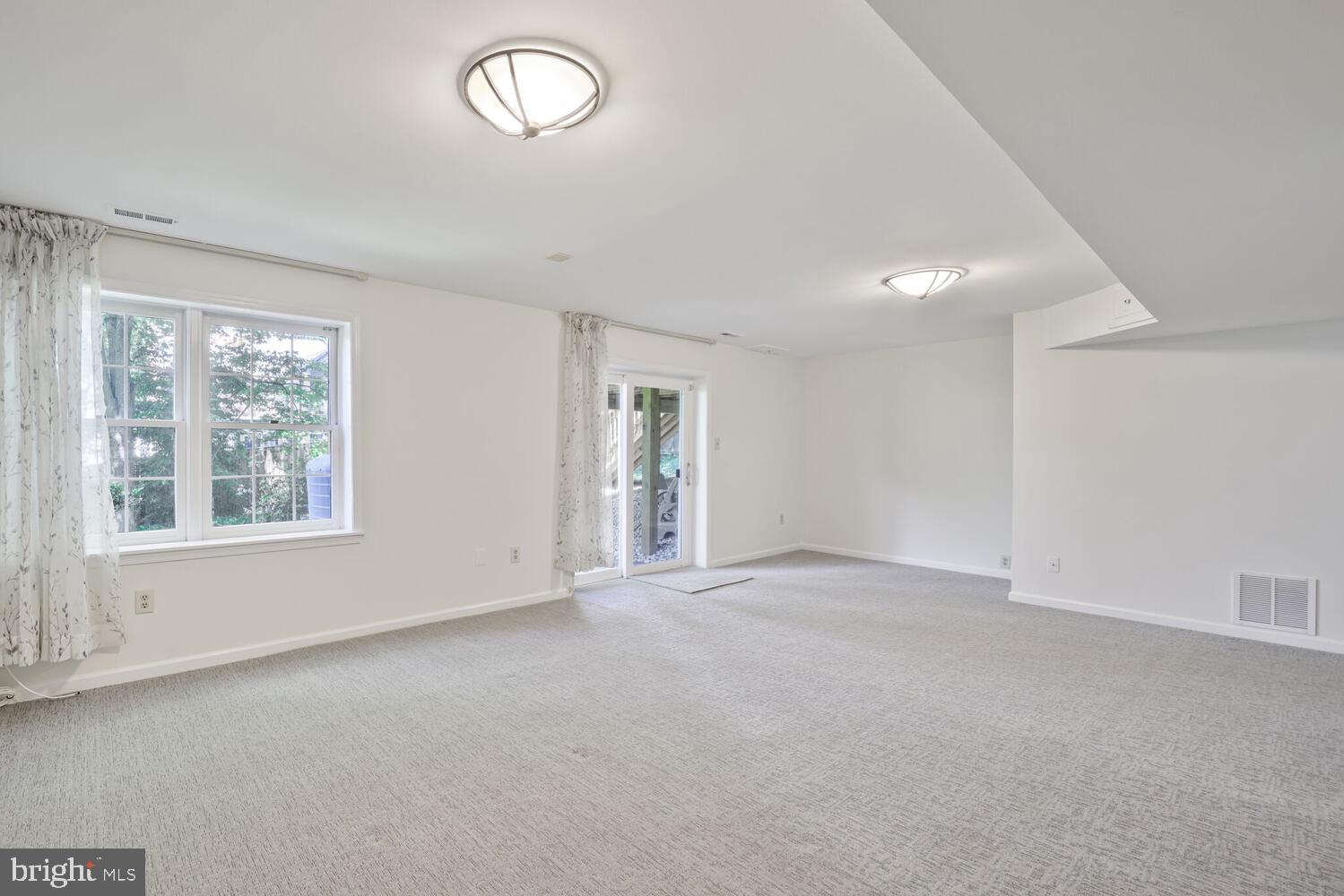 1531 LIVE OAK DRIVE