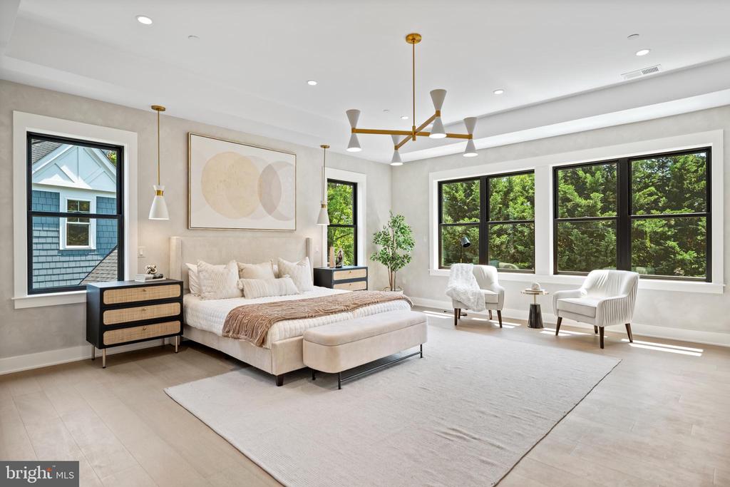 13017 GLEN ROAD