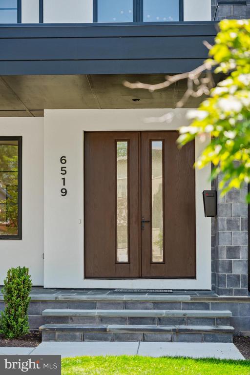 13017 GLEN ROAD