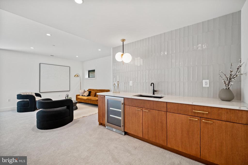 13017 GLEN ROAD