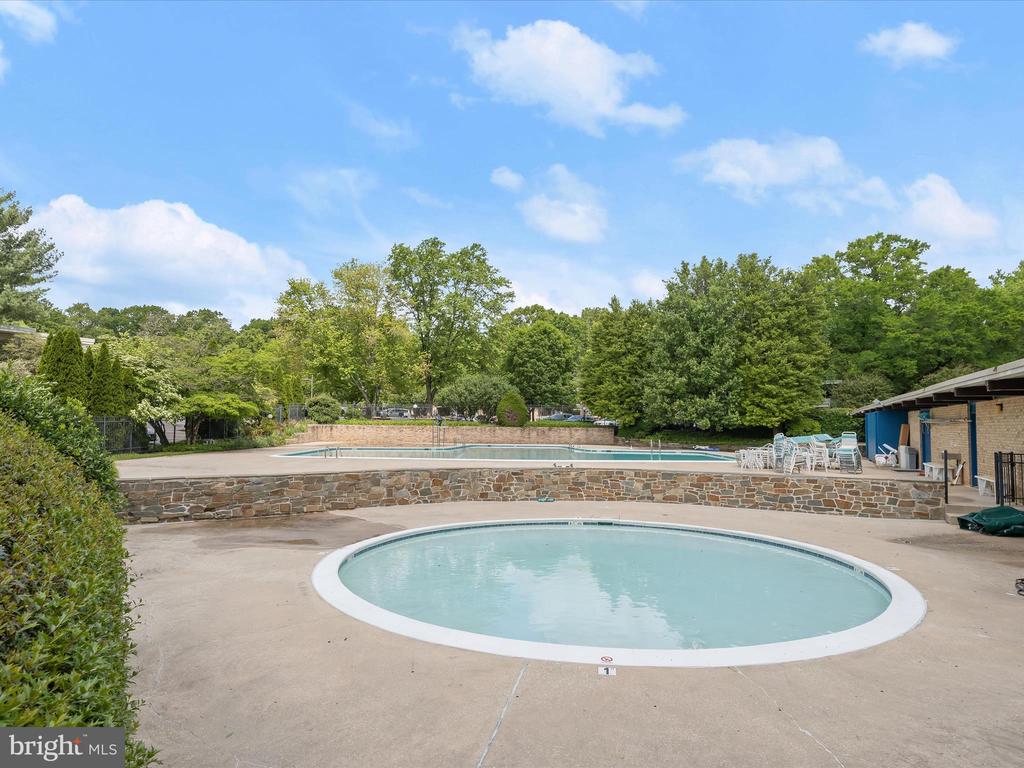 7545 SPRING LAKE DRIVE 7545-B