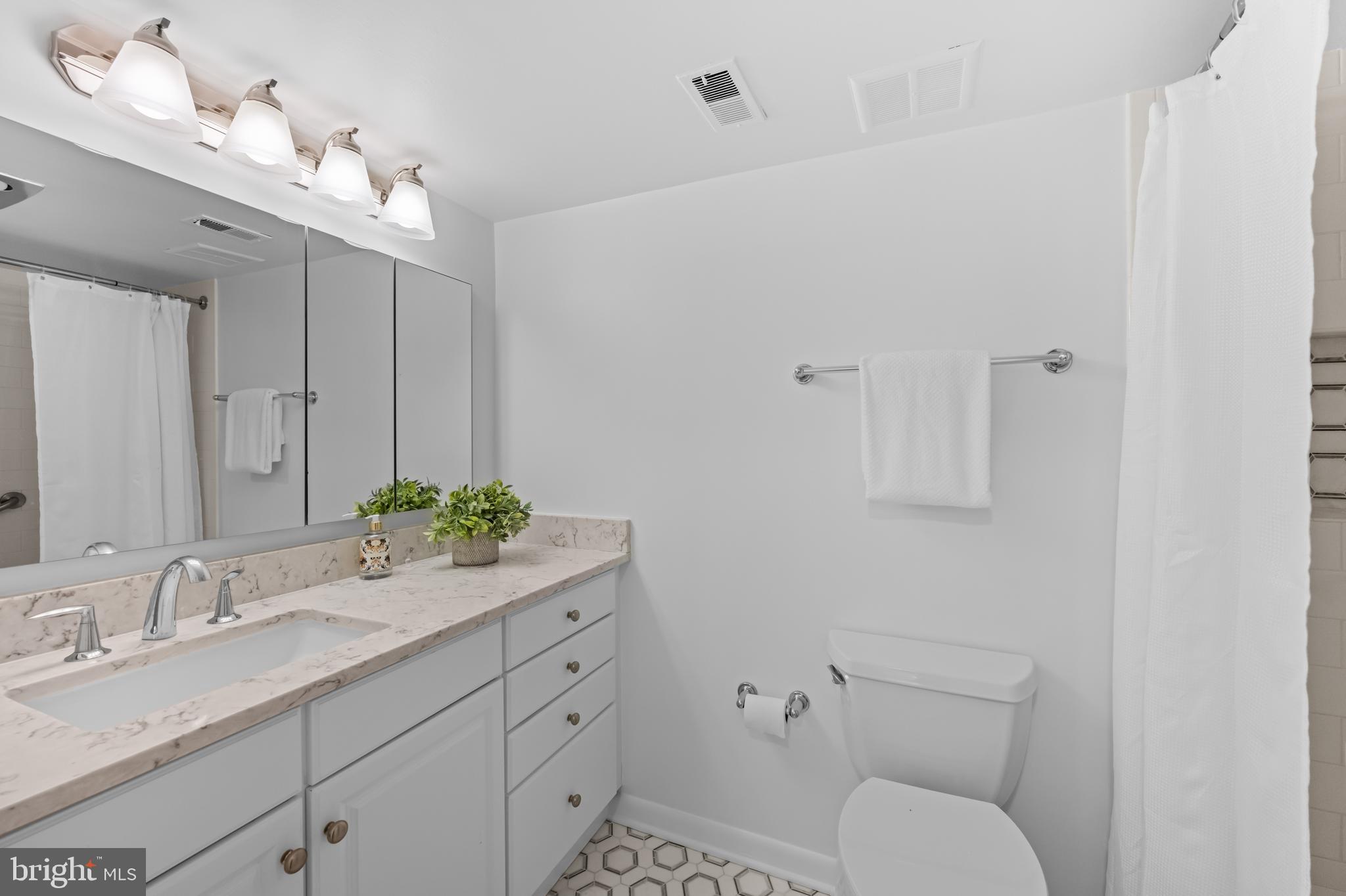 4928 SENTINEL DRIVE 1-106