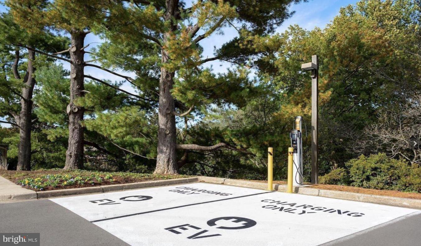 4928 SENTINEL DRIVE 1-106