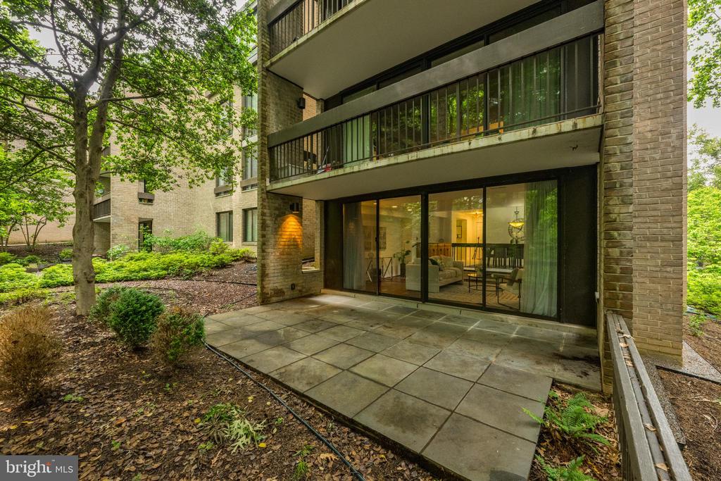 4928 SENTINEL DRIVE 1-106