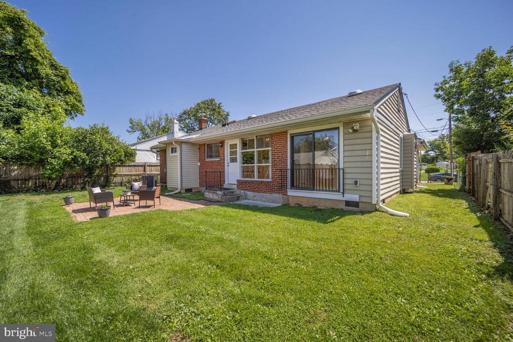 10008 SINNOTT DRIVE