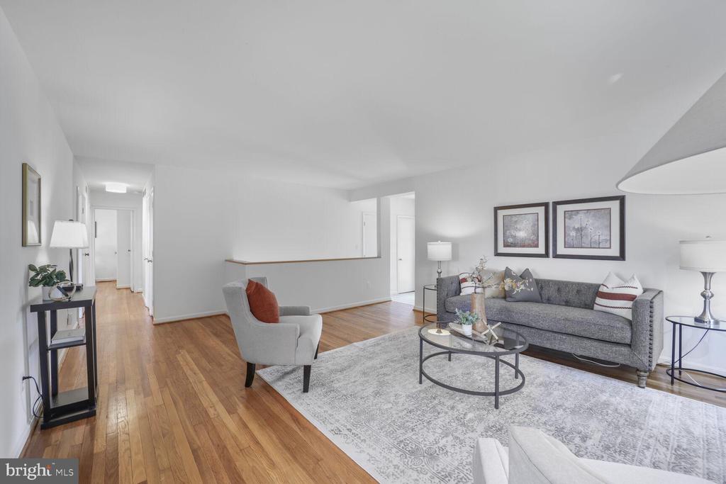10008 SINNOTT DRIVE