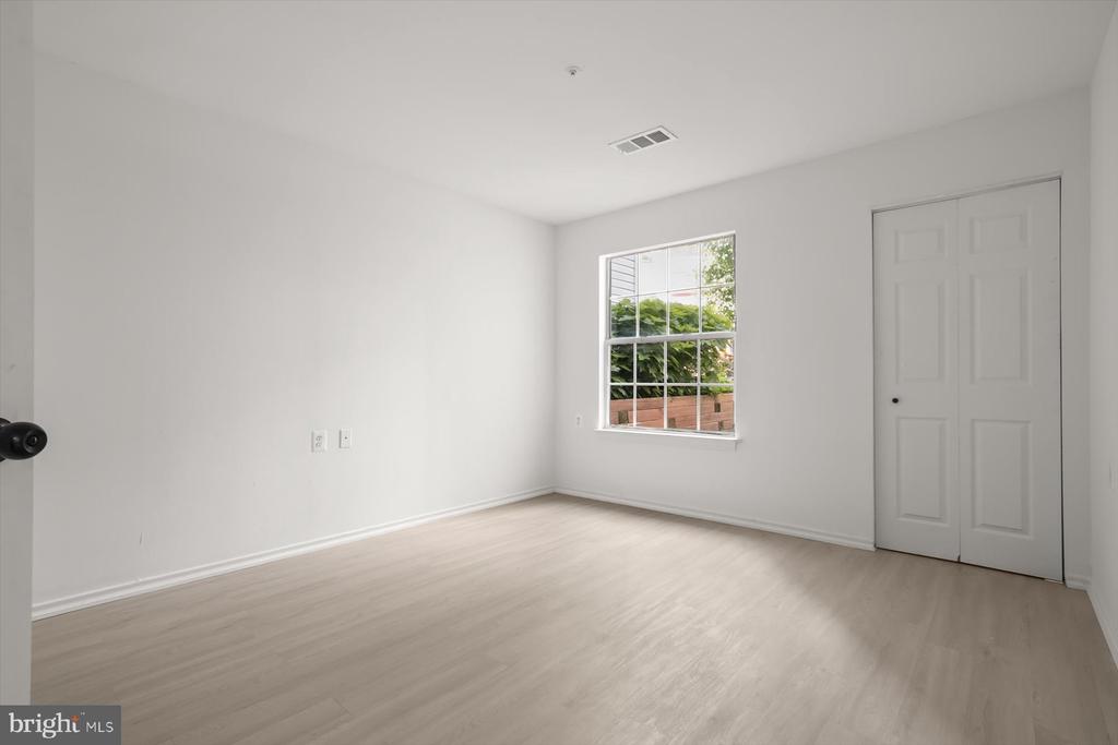 18521 BOYSENBERRY DRIVE 242-172