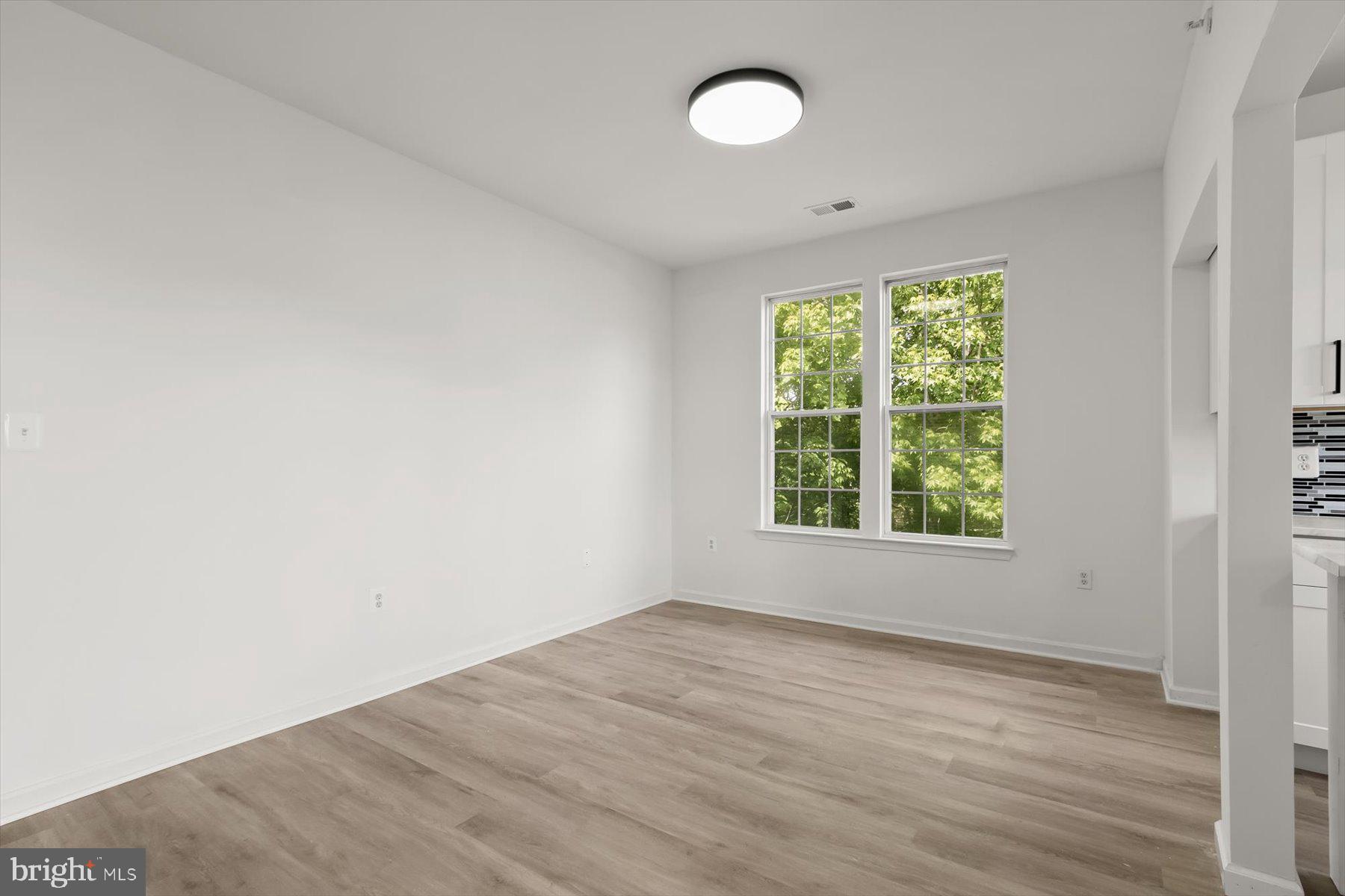 9800 LEATHERFERN TERRACE 303-255