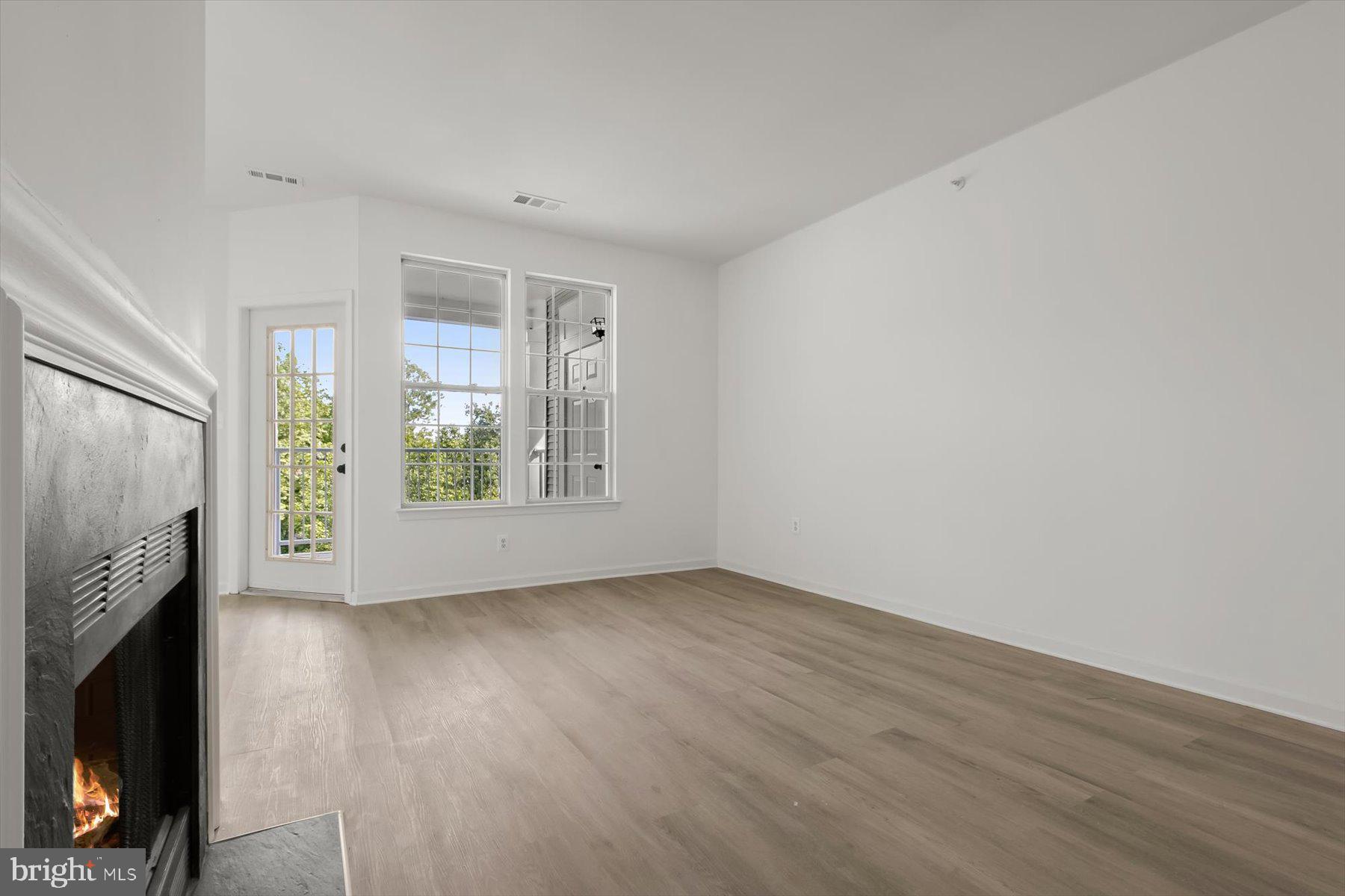 9800 LEATHERFERN TERRACE 303-255
