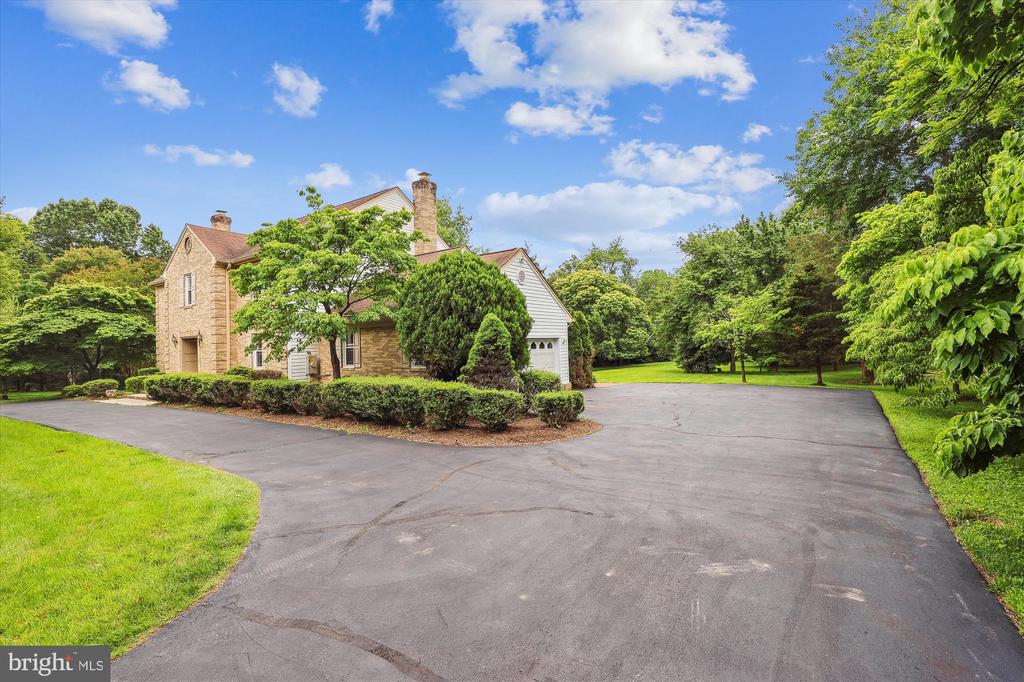 10506 WHITE CLOVER TERRACE