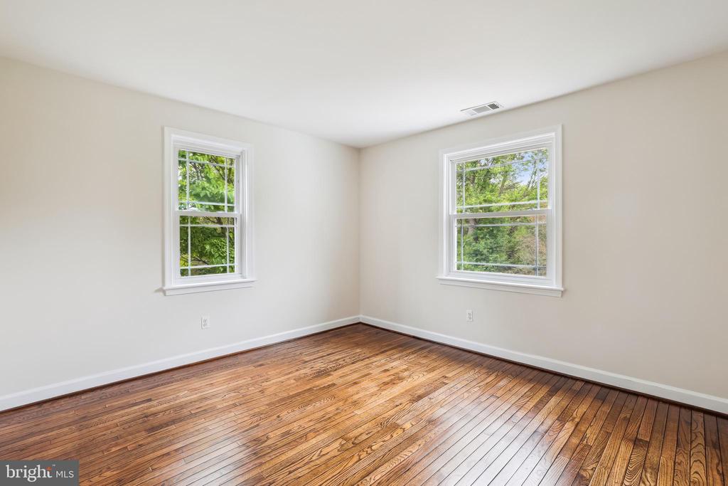 10506 WHITE CLOVER TERRACE