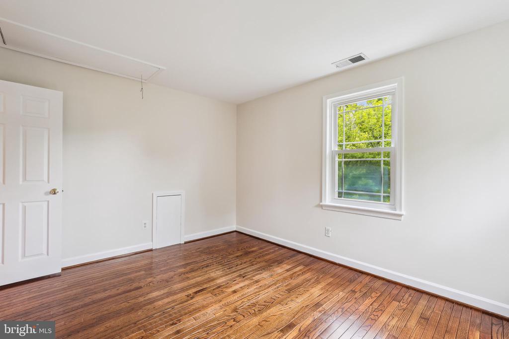 10506 WHITE CLOVER TERRACE