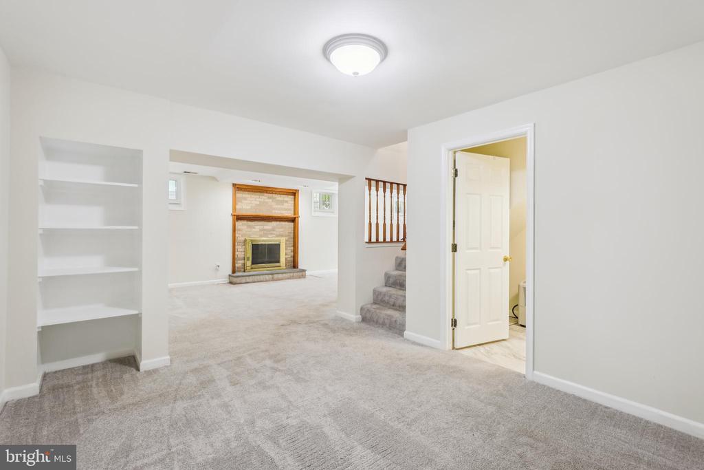 10506 WHITE CLOVER TERRACE