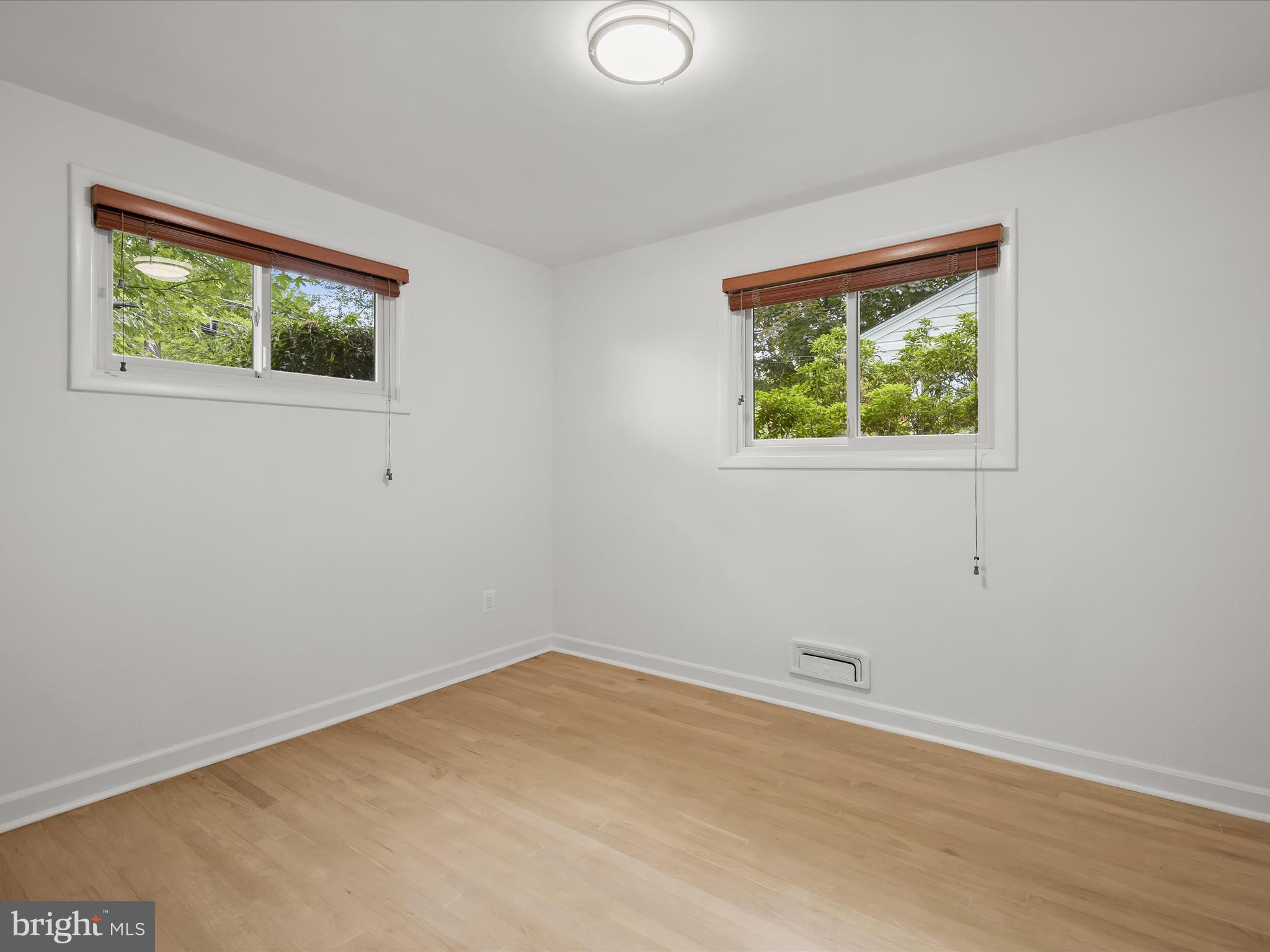 5111 FLANDERS AVENUE