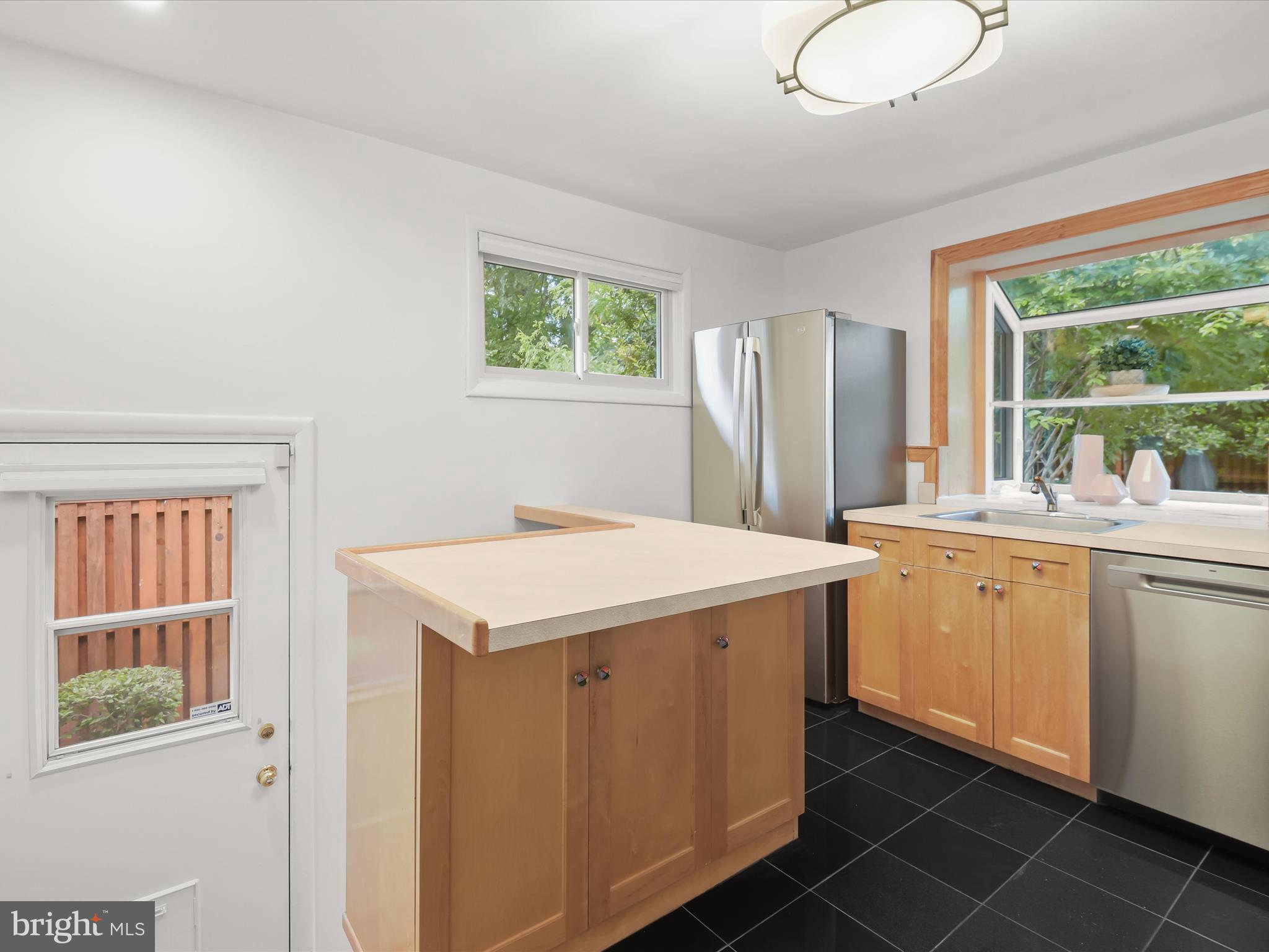 5111 FLANDERS AVENUE