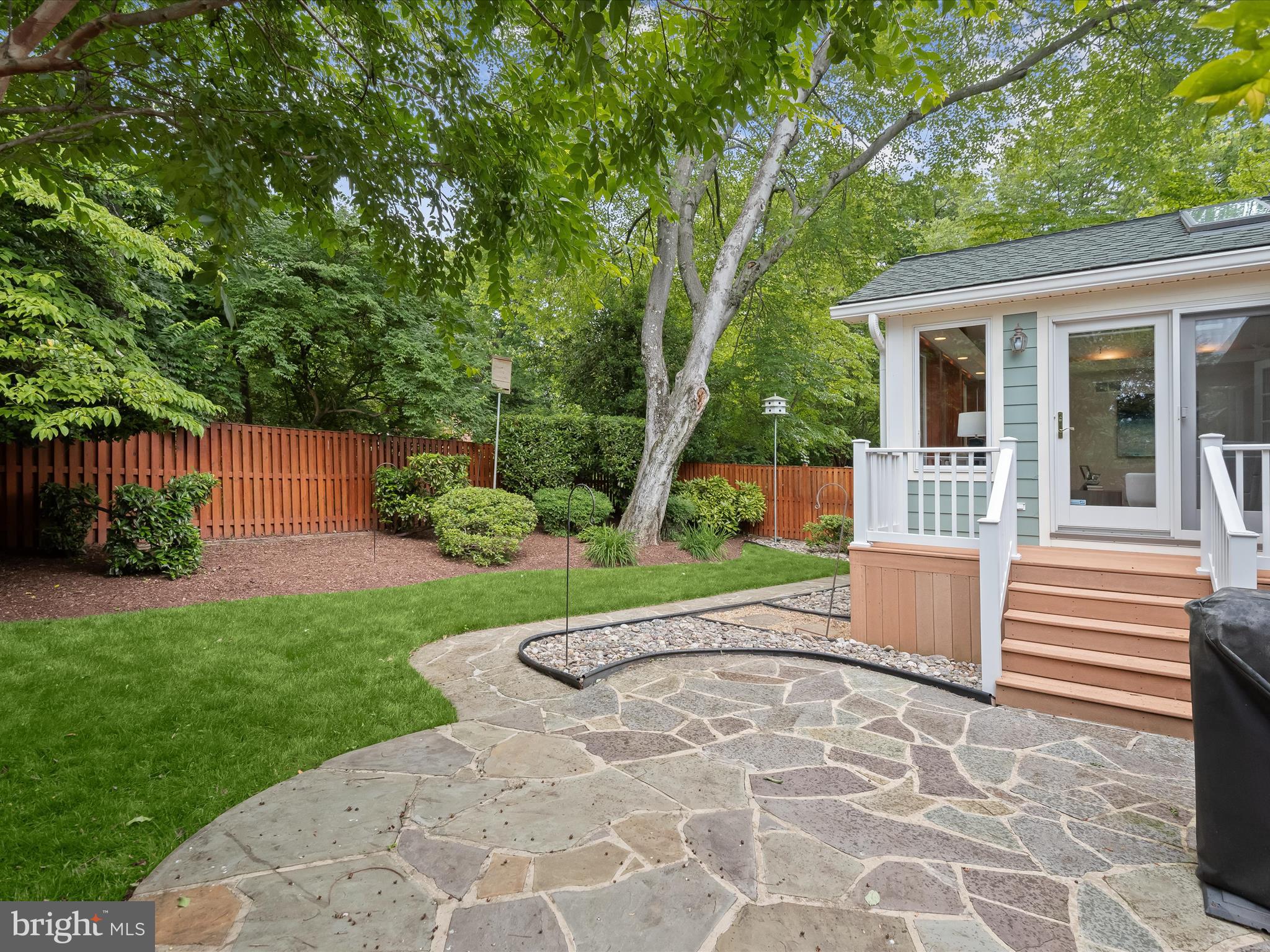 5111 FLANDERS AVENUE