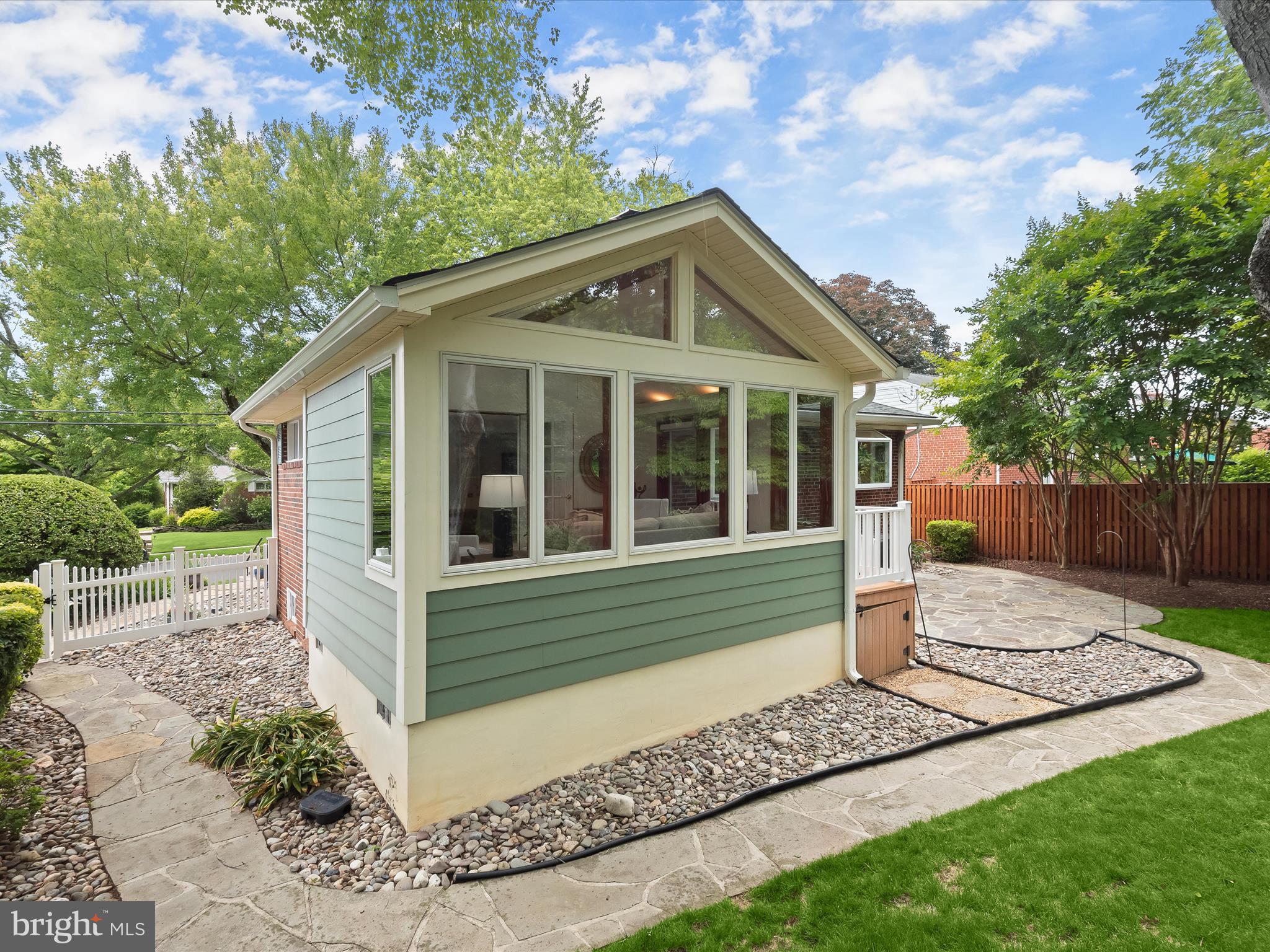 5111 FLANDERS AVENUE