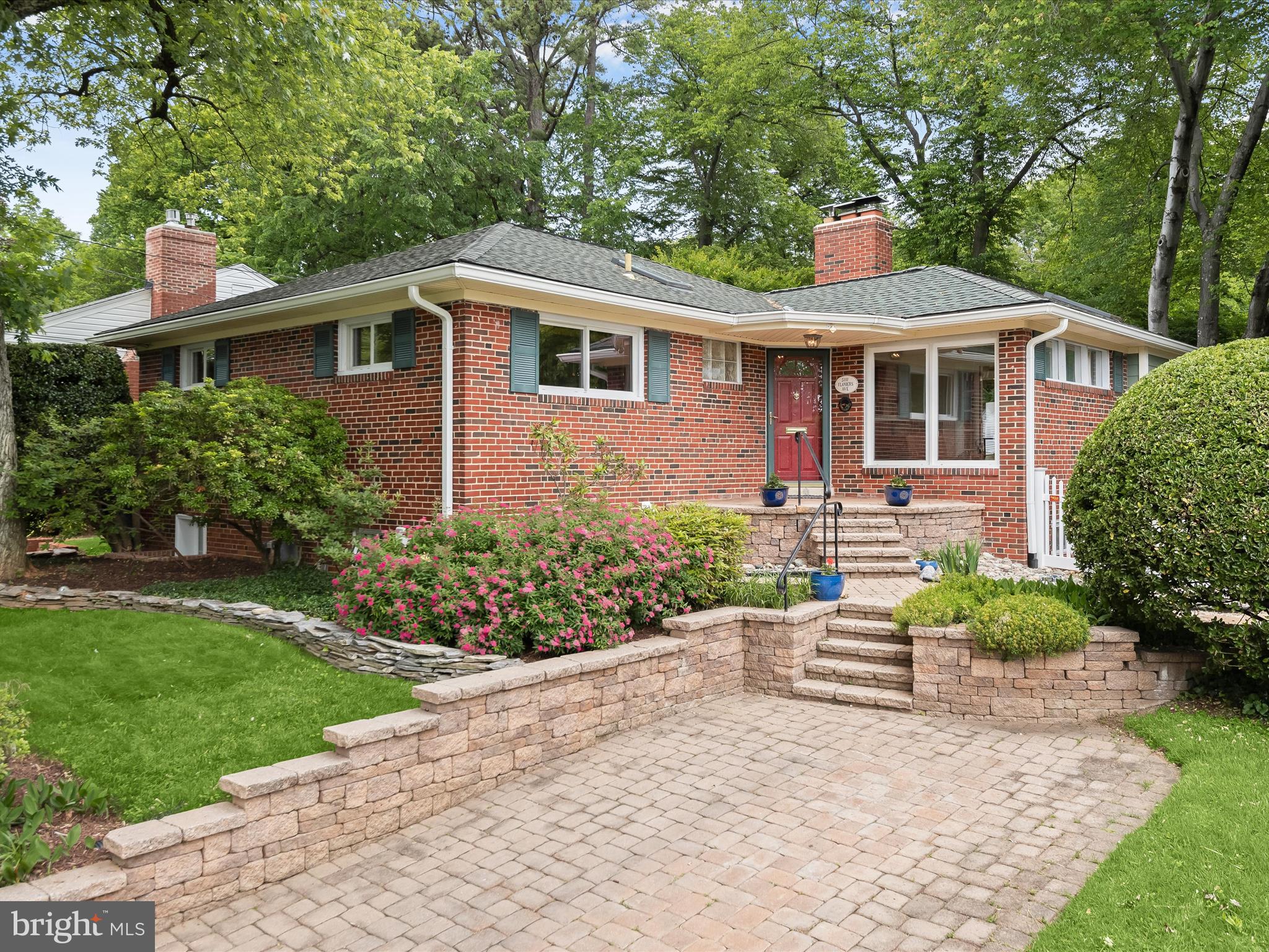 5111 FLANDERS AVENUE