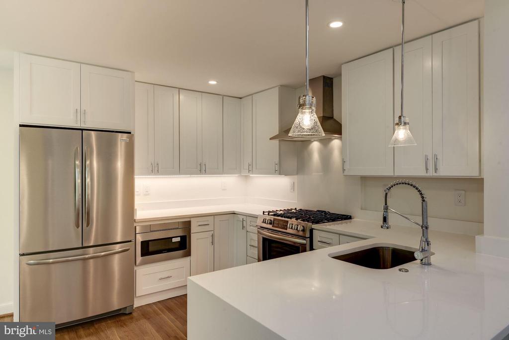 5308 FALMOUTH ROAD