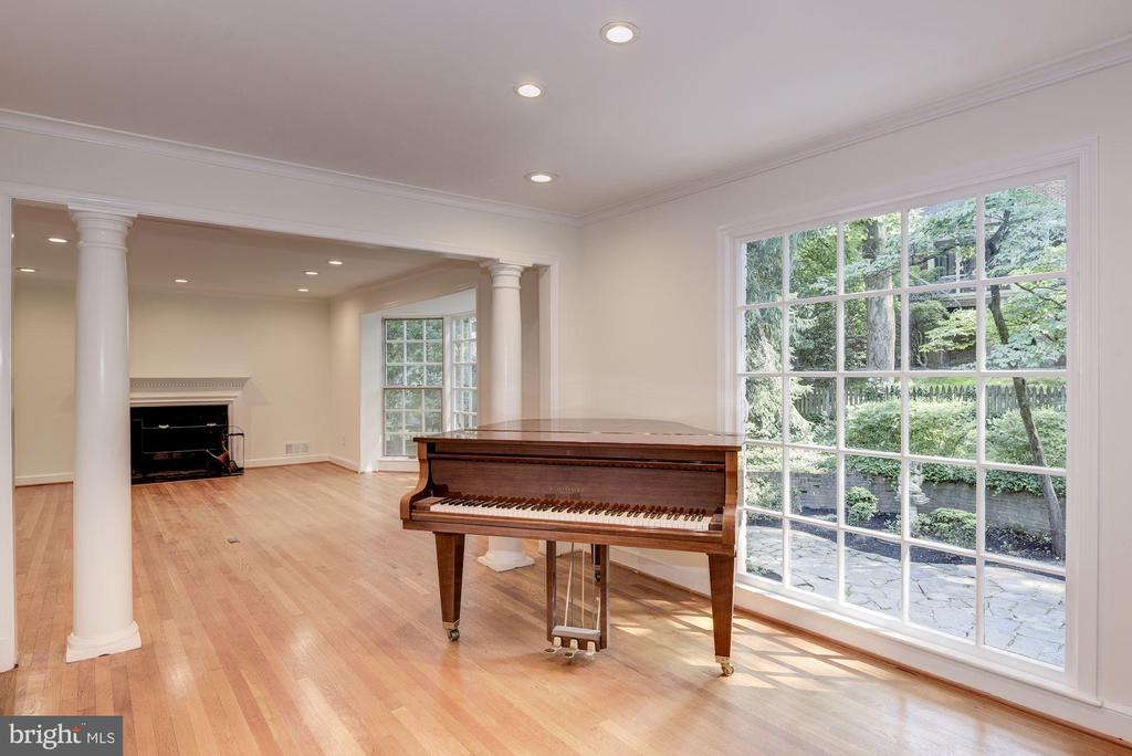 5308 FALMOUTH ROAD
