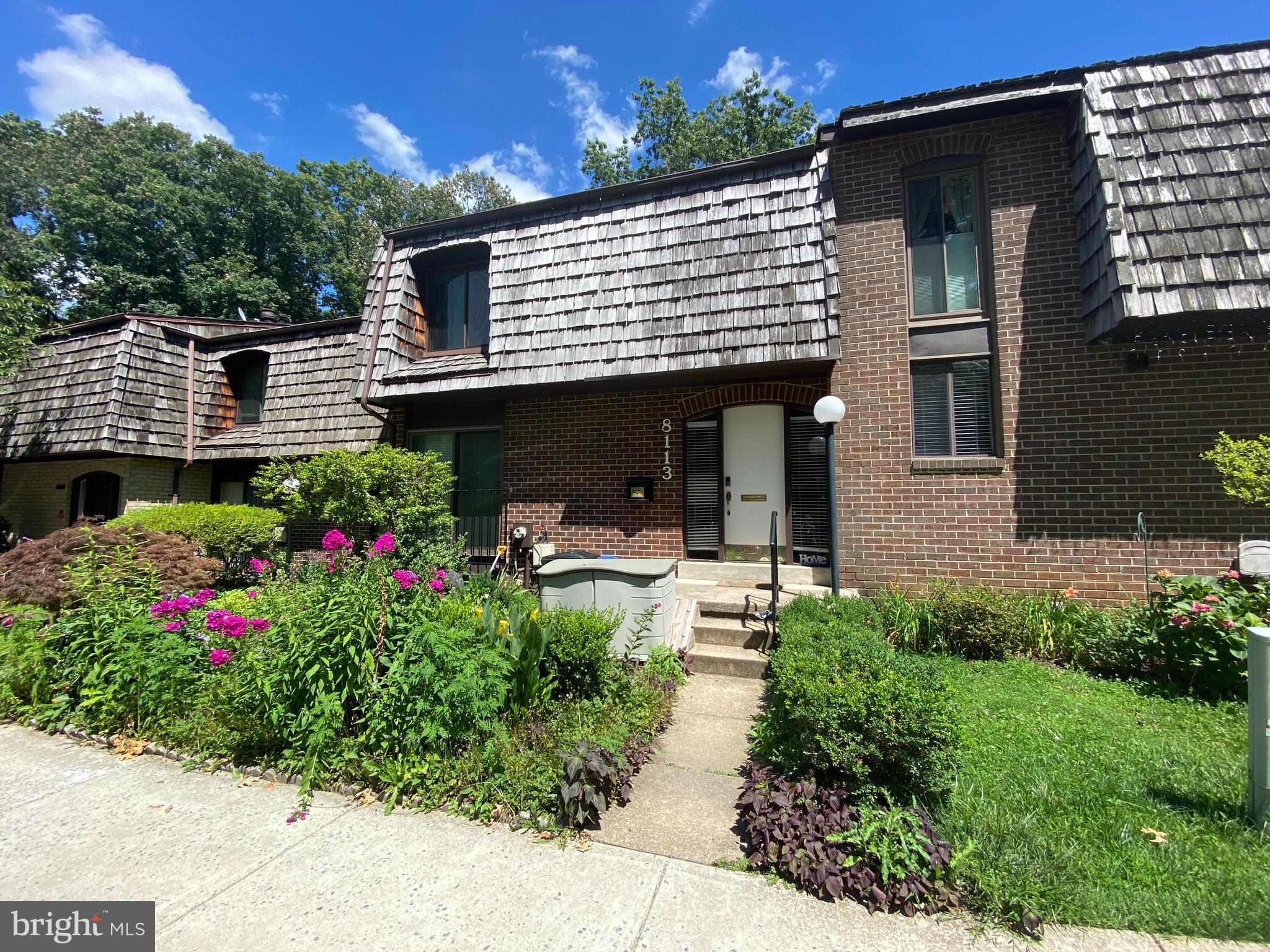 8113 INVERNESS RIDGE