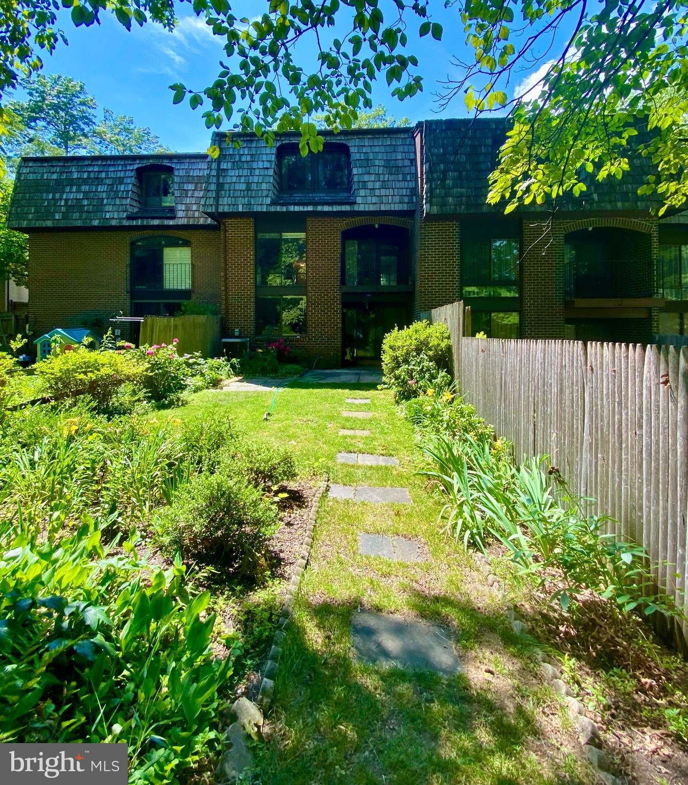 8113 INVERNESS RIDGE